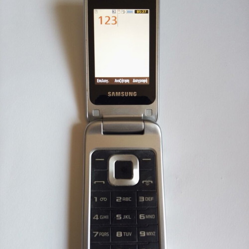 Samsung GT-C3520 vintage mobile phone like new