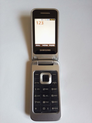Samsung GT-C3520 vintage mobile phone like new