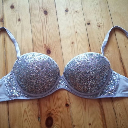 H&M shiny sequin balconette bra size 75B