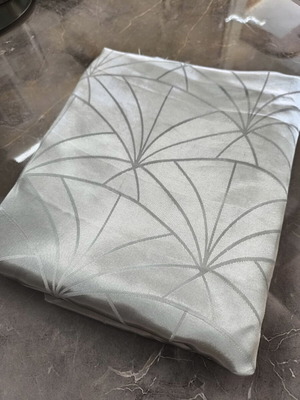 Sinsay mint green silk tablecloth like new