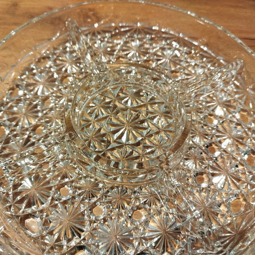 Vintage glass serving platter 25cm like new with central dip bowl