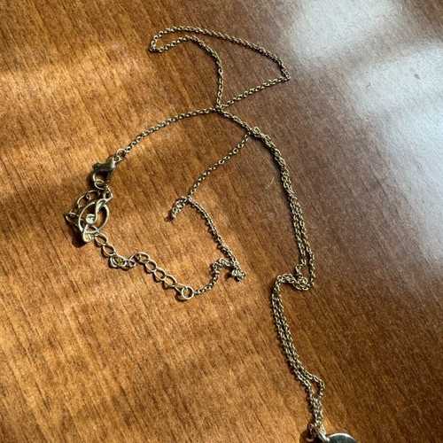 Gold necklace used with Aries constellation Stradivarius