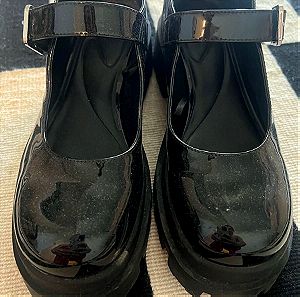 Παπούτσια zara