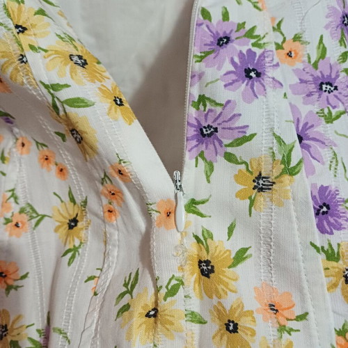 Floral Mini Dress Zara like new, size XS, 100% cotton