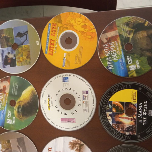 Educational and children's DVD set like new, pack of 17