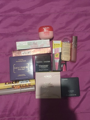 Makeup set 12 Clinique Hourglass Nyx Loreal Kiko Maybelline all new