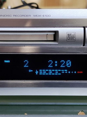 Yamaha MDX-E100 Minidisc μεταχειρισμένο με λίγες γρατσουνιές