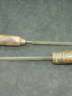 Αντίκες λίμες τριγωνικές μεταχειρισμένες με ξύλινη χειρολαβή