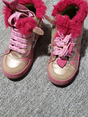 Agatha Ruiz De La Prada leather boots with fur like new, size 27, pink