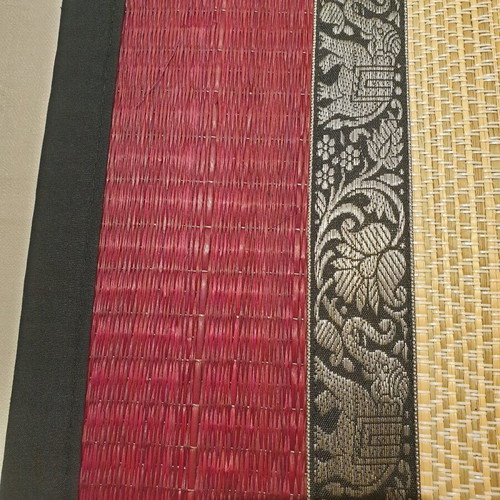 Placemats new from Thailand with 4 coasters and 1 wall-mounted