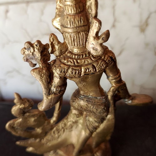 Green Tara dancing like new