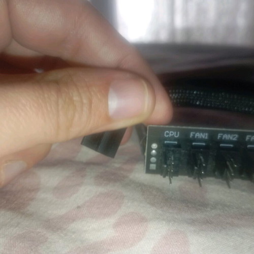 Fan hub 4-pin 4-port distributor new