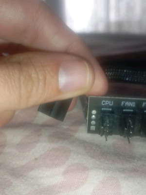 Fan hub 4-pin 4-port distributor new