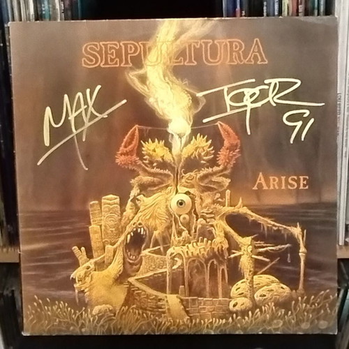 Sepultura Arise LP used, original 1st press 1991 signed by Max and Igor Cavalera