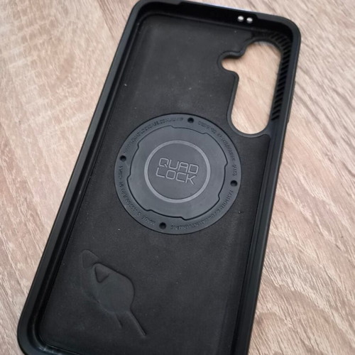 Samsung S24+ Quad Lock case like new, original