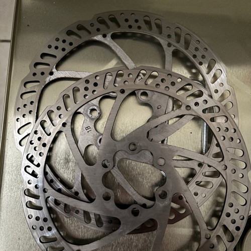 Tektro bicycle disc brakes used