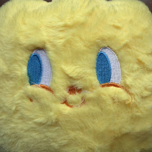 Plush toy flower throw pillow brand new 22cm