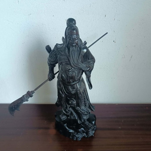 Guan Yu statue handmade, large 48 cm, like new