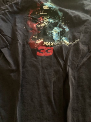 Max Verstappen Redbull Racing T-shirt large like new