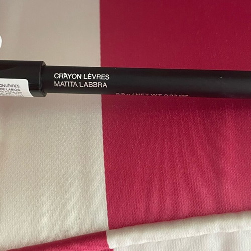 Kiko lip pencil number 522 new