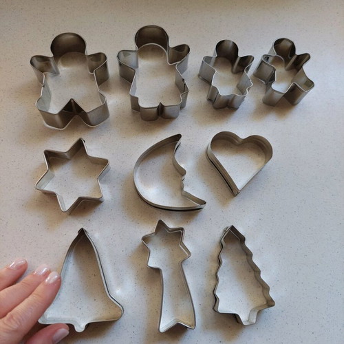 Christmas cookie cutters new, set of 7 pieces