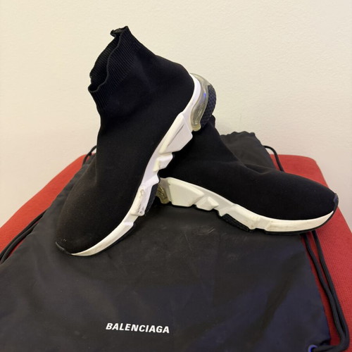 Balenciaga Speed 2.0 sneakers lightly used, size 42, black