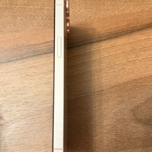 iPhone 13 pink like new 128GB with original charger