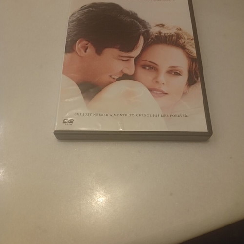 Sweet November DVD like new, romantic with subtitles