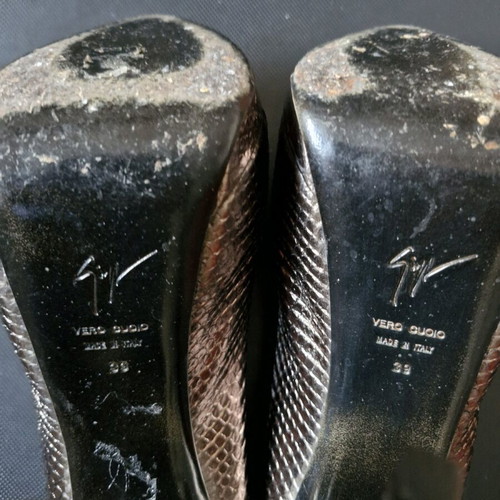 Giuseppe Zanotti metallic python pumps like new, size 39, 15cm heel