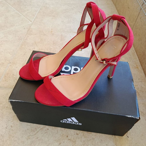 Suede red sandals size 36 used, 9 cm heel height