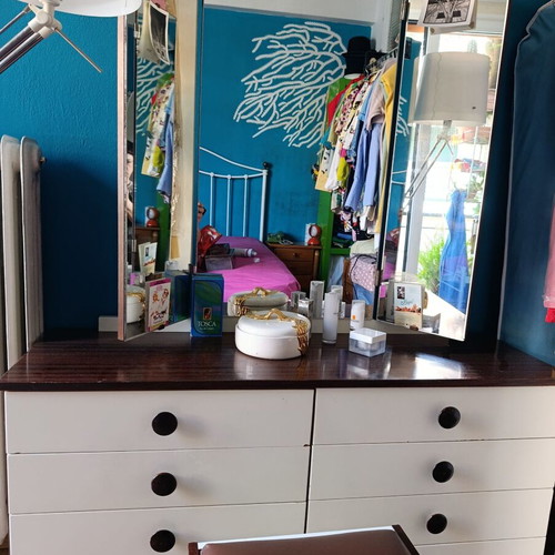 70s Boudoir Vanity Set with Removable Mirror and Stool used