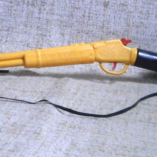 Winchester Dallas plastic toy new, Greek cowboy western