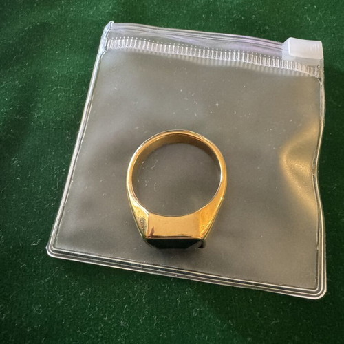 Essence men's ring size 12 stainless steel like new, black and gold