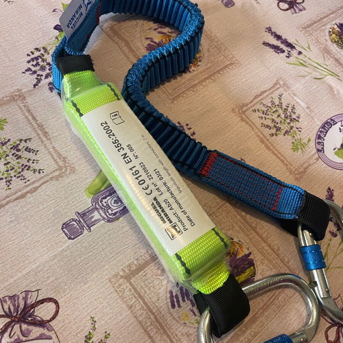 Miguel Miranda elastic lanyard with energy absorber new