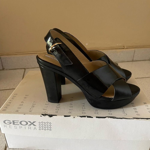 Geox sandals with heel like new, size 37, black