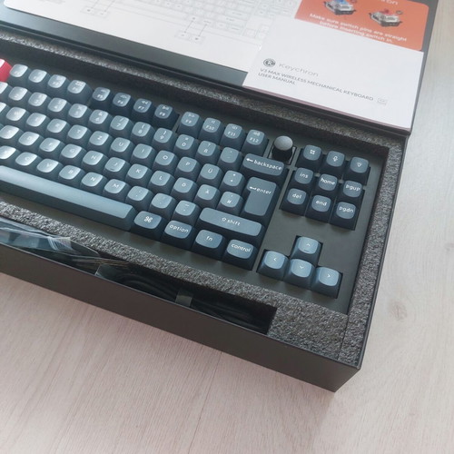 Keychron V3 Max Wireless Mechanical Keyboard new