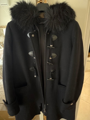 Zara women's coat black like new, size L
