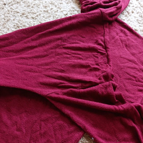 Knitted t-shirt used one size red with hood