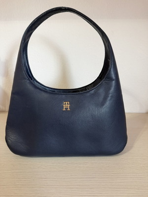 Tommy Hilfiger shoulder bag used, blue