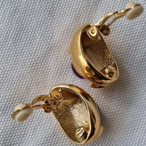 Vintage earrings used with purple stone