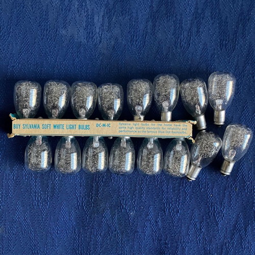Sylvania M3 flash bulbs for vintage cameras like new, pack of 16