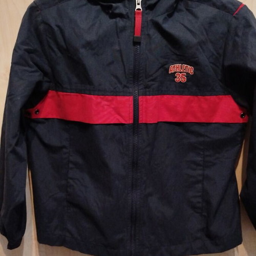 Benetton boys jacket medium size, like new