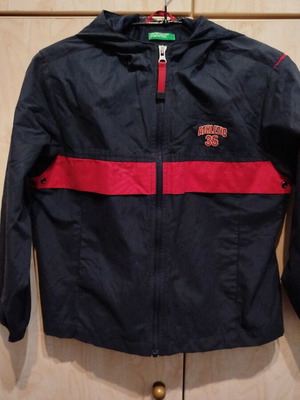 Benetton boys jacket medium size, like new