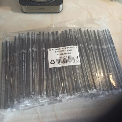Freddo straws pack of 1000, sealed, black