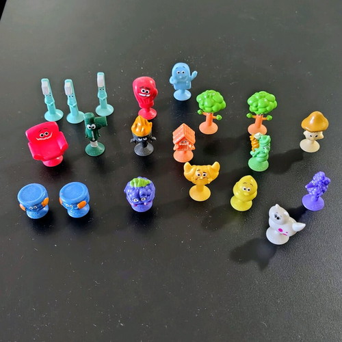 Stikeez collectible miniatures like new, set of 20 pieces