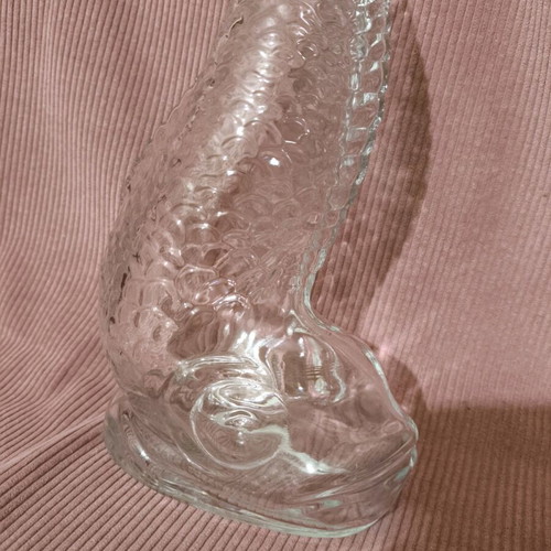Glass Soviet vase fish design like new, thick glass