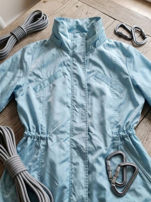 Windbreaker turquoise jacket like new, medium size
