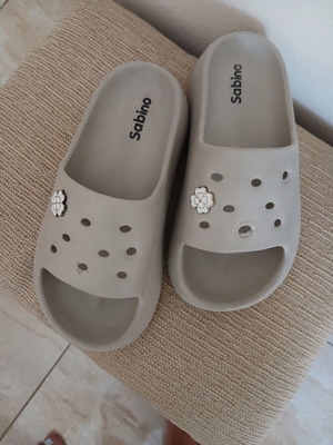 Sabino beige slippers size 37