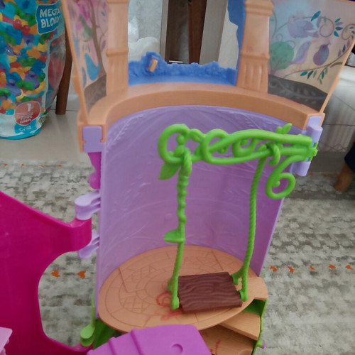 Rapunzel Tower Playset like new