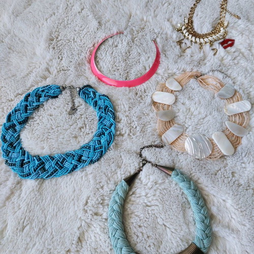 Necklaces set of 5 used for summer looks